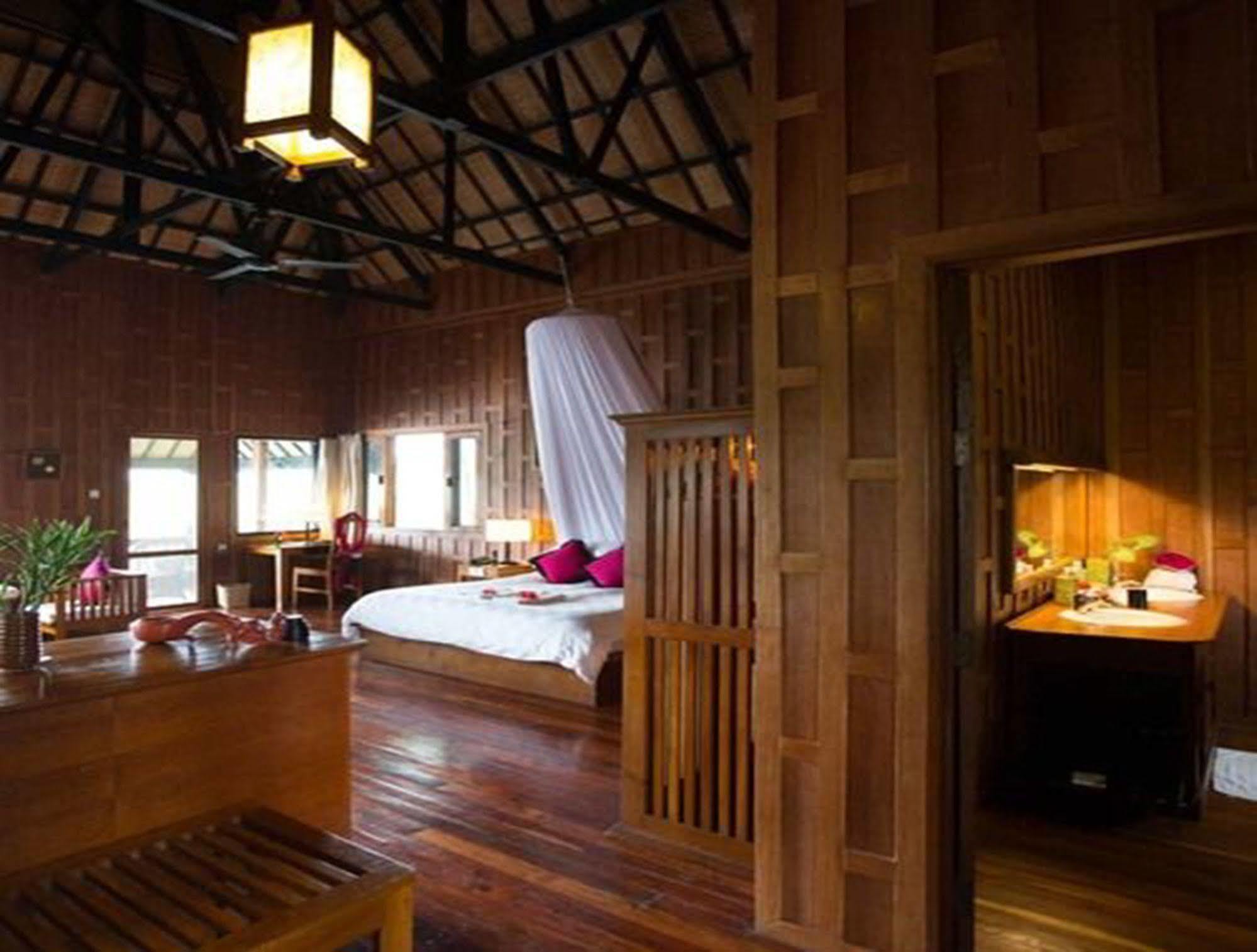 Inle Princess Resort Nyaung Shwe Exterior photo